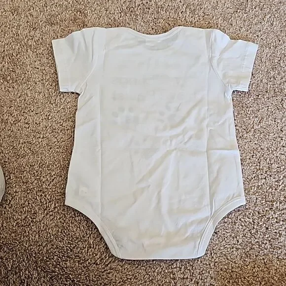 NWOT White onesie with cute black paws - Picture 2 of 3